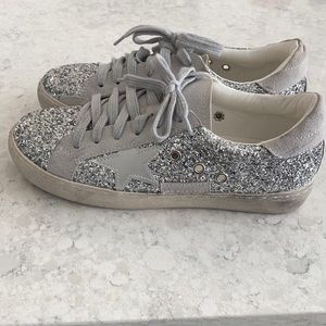 Golden Goose Dupes Size 7